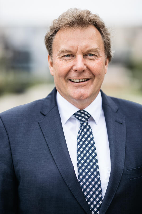 Bild vergr&ouml;&szlig;ern: Das ist ein Foto von Geesthachts B�rgermeister Olaf Schulze.