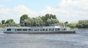 Fahrgastschiff L&Uuml;NEBURGER HEIDE